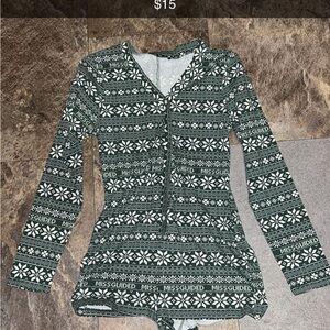 Missguided Green and White Patterned Long Sleeve Top